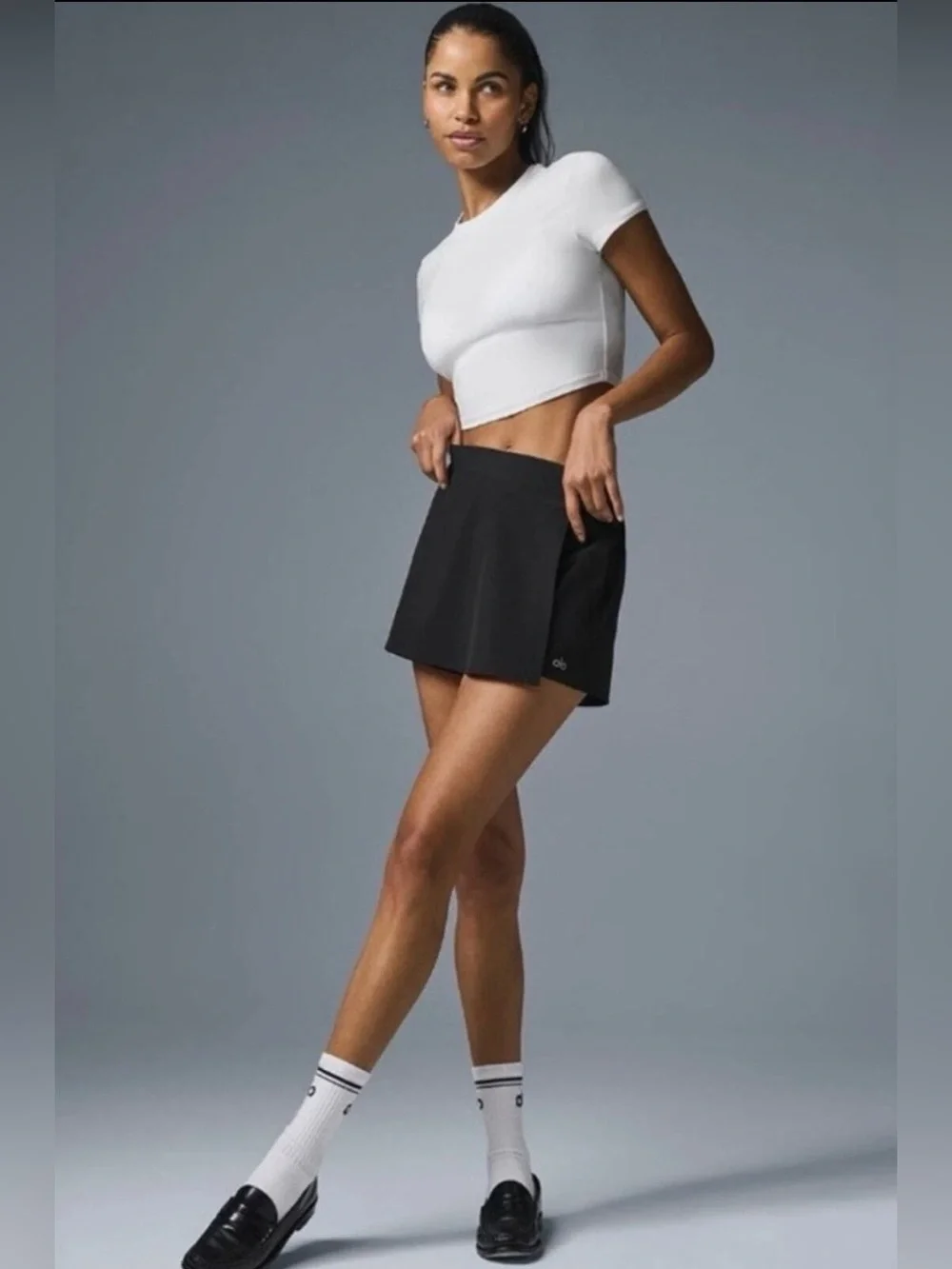 ALO Yoga Clubhouse Skort in Black Size Medium